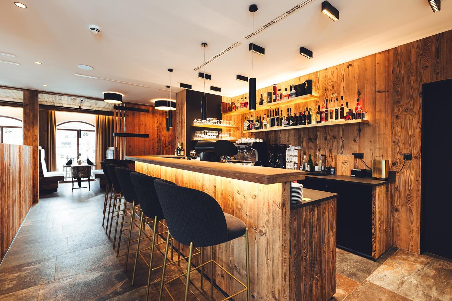Apartament Burgstadl & Restaurant