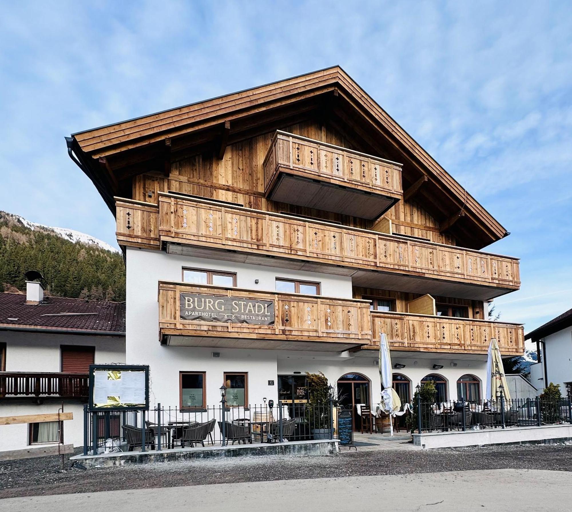 Burgstadl & Restaurant * Ladis